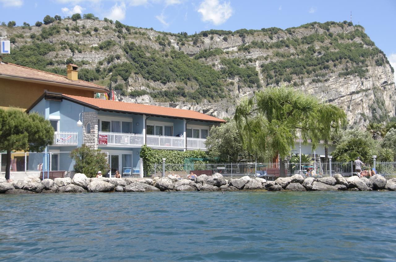 Casa Toblini Al Lago On The Beach トルボレ エクステリア 写真