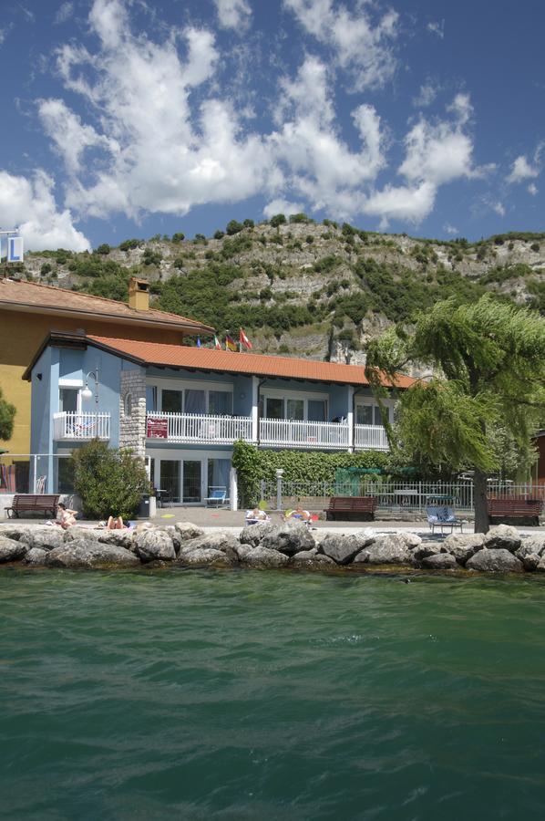 Casa Toblini Al Lago On The Beach トルボレ エクステリア 写真